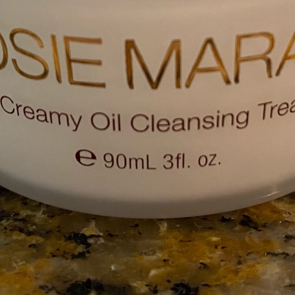 Josie Maran Creamy Oil Cleansing Balm Treatment - Picture 6 of 6